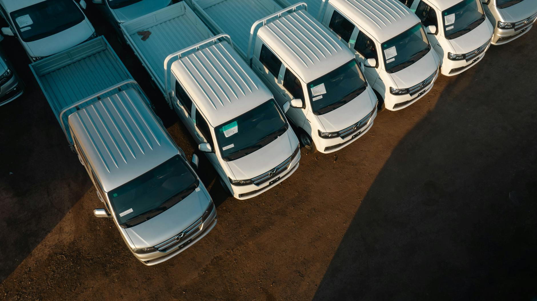 Vehicle Fleet Management Best Practices: 7 Expert Strategies