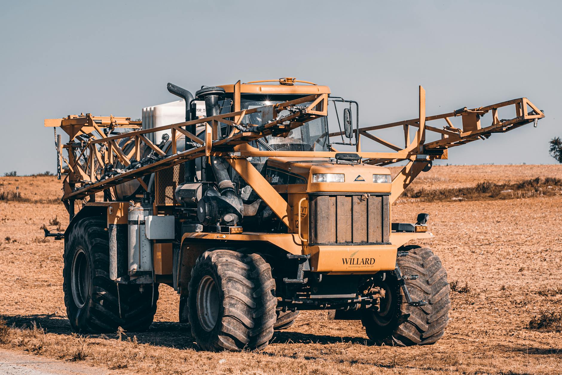 Agriculture Fleet Management: GPS Tracking for Farm Equipment
